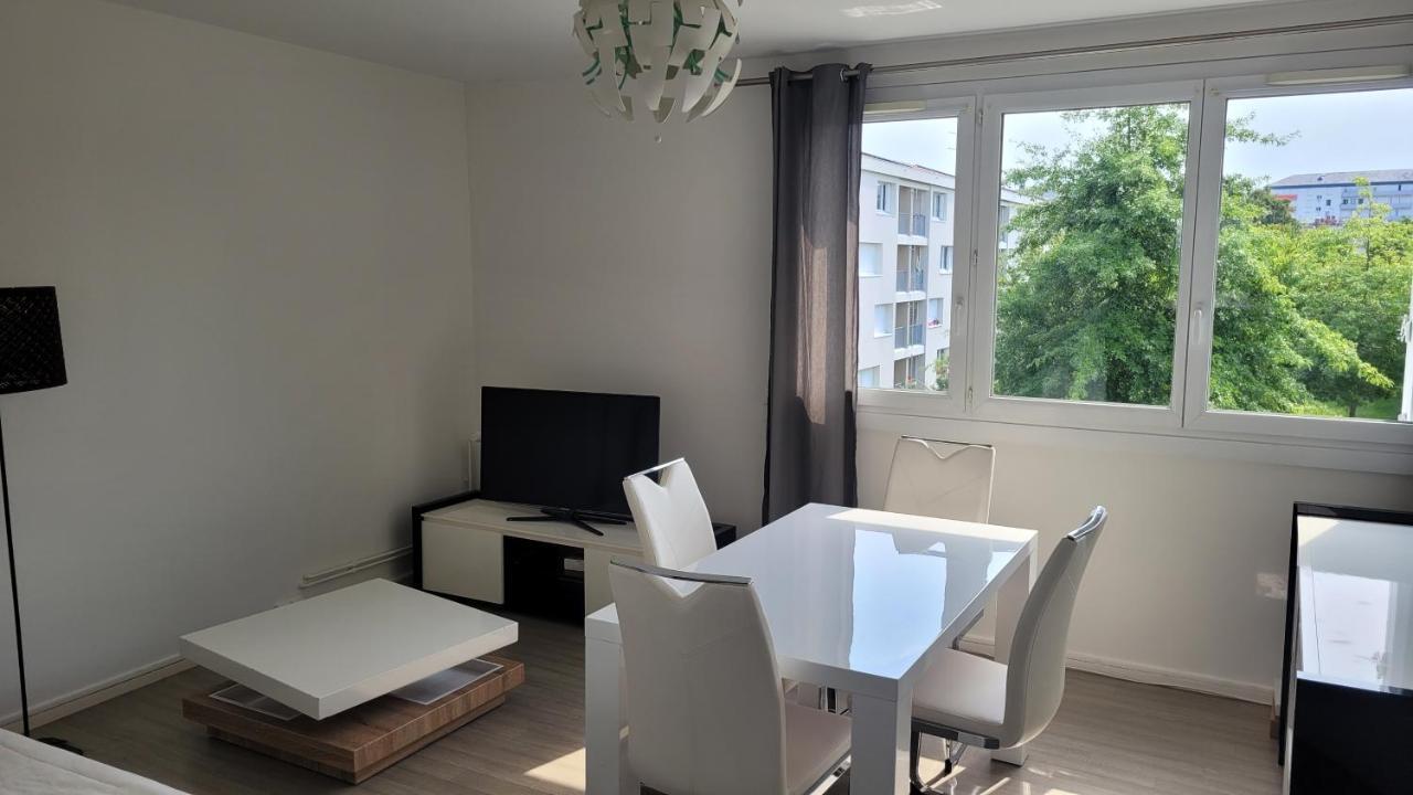 Appartement Lumineux Cholet Zewnętrze zdjęcie
